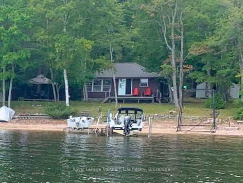 16 Muskie Bay Lake Nipissing N/A, Nipissing, ON, P0H1W0 | Card Image