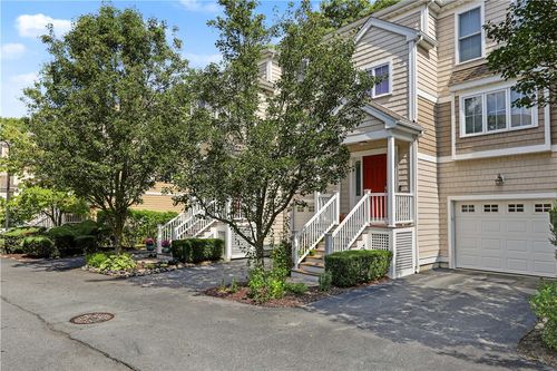 b2-1 New Rd, Rumford, RI, 02916-2066 | Card Image