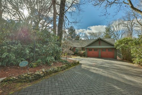 124 Spruce Ln, Highlands, NC, 28741-7175 | Card Image