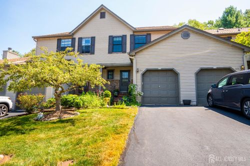 54 Manor Dr, Princeton, NJ, 08540-1643 | Card Image