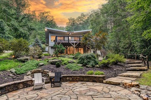 5 Crooked Tree Ln, Black Mountain, NC, 28711-9431 | Card Image