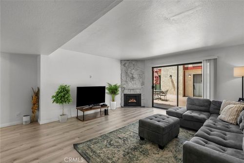 2-11274 Morrison St, North Hollywood, CA, 91601-4666 | Card Image