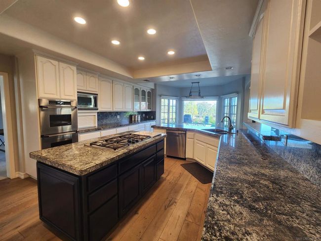 1402 Via Mil Cumbres, House other with 6 bedrooms, 8 bathrooms and 8 parking in Solana Beach CA | Image 9