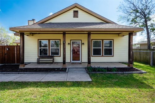 105 S 6th St, Celeste, TX, 75423-6034 | Card Image