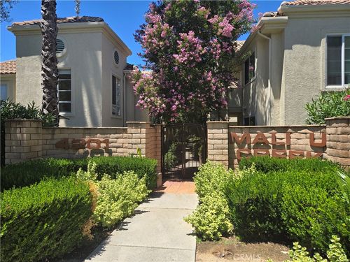 114-4201 Las Virgenes Rd, Calabasas, CA, 91302-2137 | Card Image