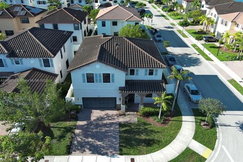 3503 W 93rd Pl, Hialeah, FL, 33018-2075 | Card Image