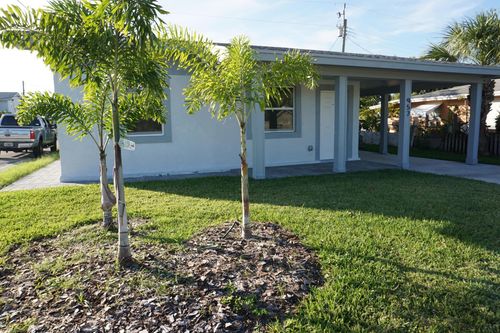 957 Lewis Dr, Riviera Beach, FL, 33403-3238 | Card Image