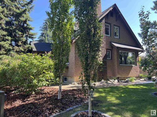 8 Burnham Ave, St. Albert, AB, T8N0A7 | Card Image
