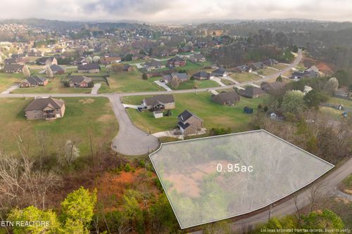 141 Tristan Ct, Lenoir City, TN, 37771-6655 | Card Image