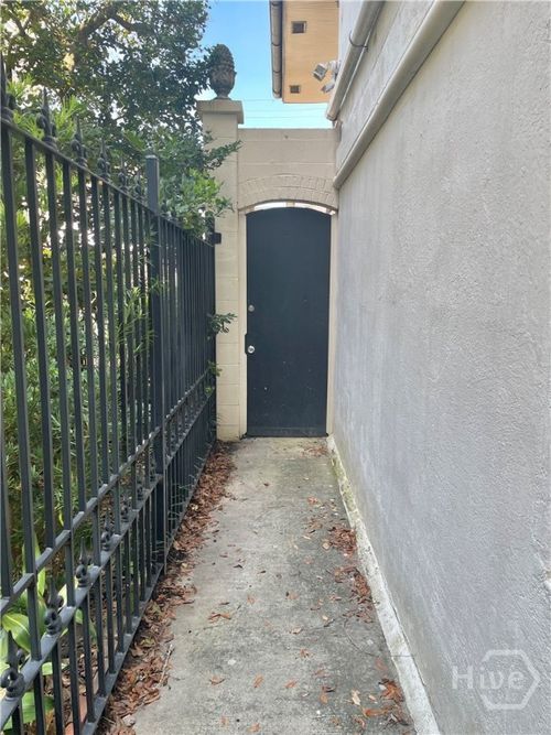 garden-312 E Huntingdon Street, savannah, GA, 31401 | Card Image