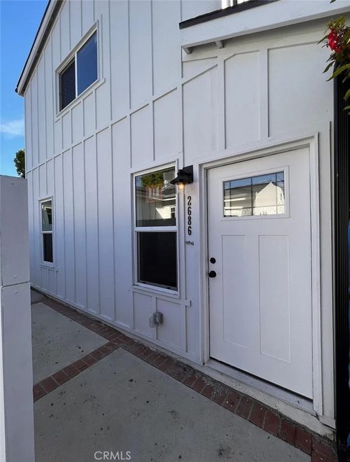 2686 Greenfield Ave, Los Angeles, CA, 90064-3128 | Card Image