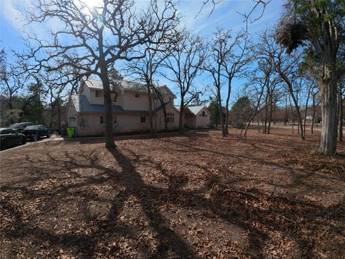 119 Briarwood Ln, Elgin, TX, 78621-9715 | Card Image