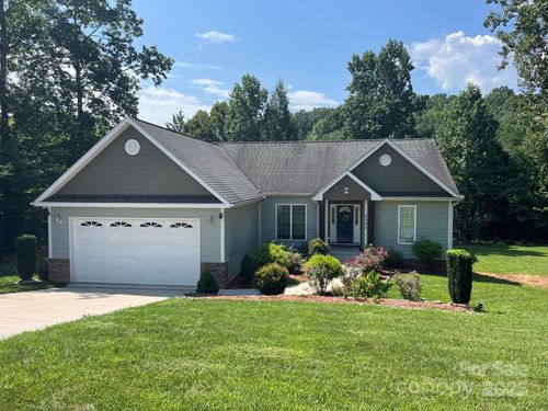 2302 Saratoga Run, Morganton, NC, 28655-6473 | Card Image