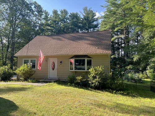 1 Lisa Rd, Windham, NH, 03087-1718 | Card Image