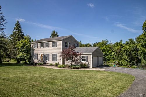 5481 Oxbow Rd, Cazenovia, NY, 13035-9549 | Card Image