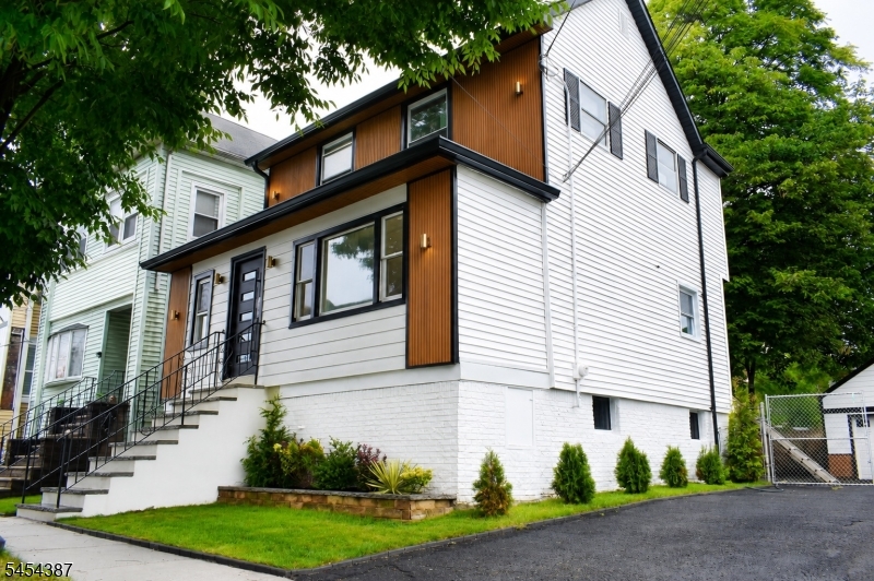 Residential in Roselle Boro 2