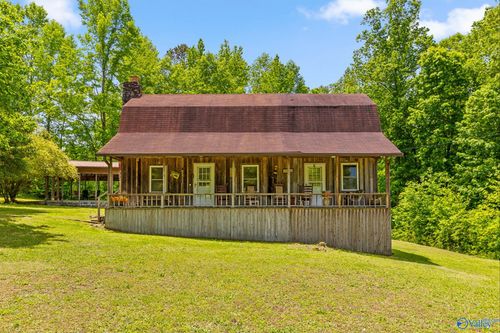 1052 County Road 332, Pisgah, AL, 35765-7132 | Card Image