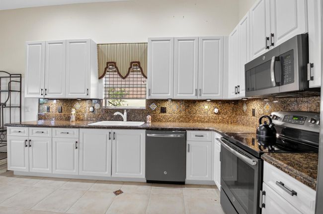 8688 Via Avellino, House other with 3 bedrooms, 3 bathrooms and null parking in Lake Worth FL | Image 26