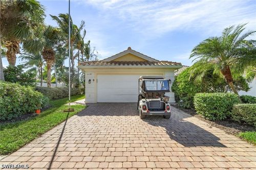 4187 Saint George Ln, NAPLES, FL, 34119-7505 | Card Image