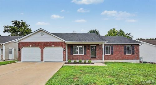 2148 Martina Dr, Washington, MO, 63090-5213 | Card Image