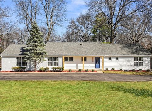 3520 W 93rd St, Leawood, KS, 66206-2007 | Card Image