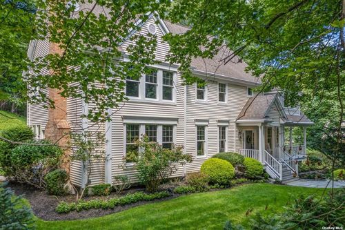 10 Spring Hollow Road, Nissequogue, NY, 11780 | Card Image