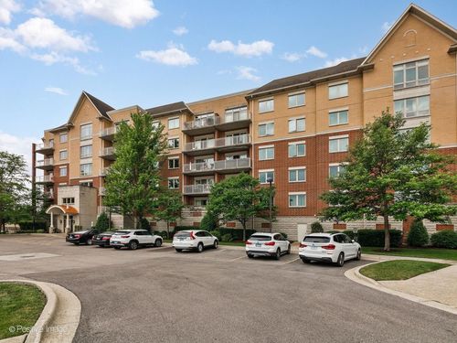 607-8300 Concord Dr, Morton Grove, IL, 60053-2274 | Card Image