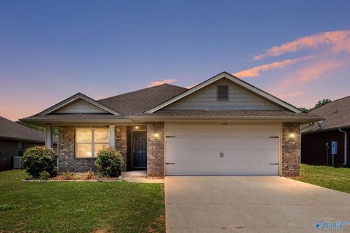 119 Fields Pond Dr, Madison, AL, 35756-8292 | Card Image