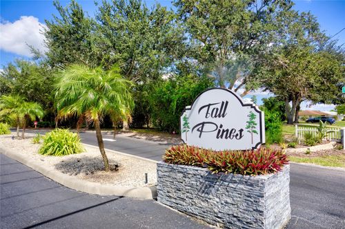 220-8101 Memory Ln, Rotonda West, FL, 33947-2872 | Card Image