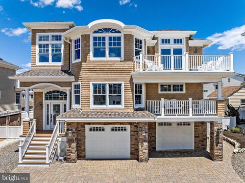 23 E 42nd Street, LONG BEACH TOWNSHIP, NJ, 08008 | Card Image