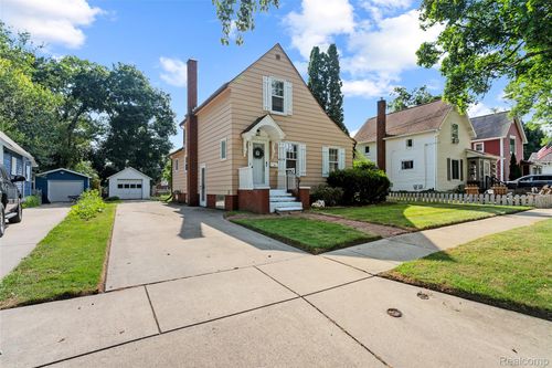 404 N Mercer St, Durand, MI, 48429-1336 | Card Image