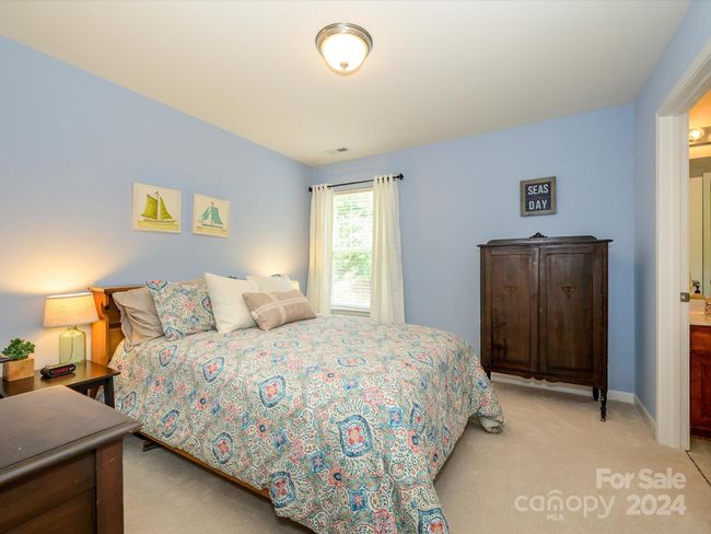 2022 Sugarbush Dr, House other with 3 bedrooms, 3 bathrooms and null parking in Charlotte NC | Image 27