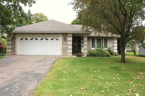 425 2nd Ave Ne, Milaca, MN, 56353-1605 | Card Image