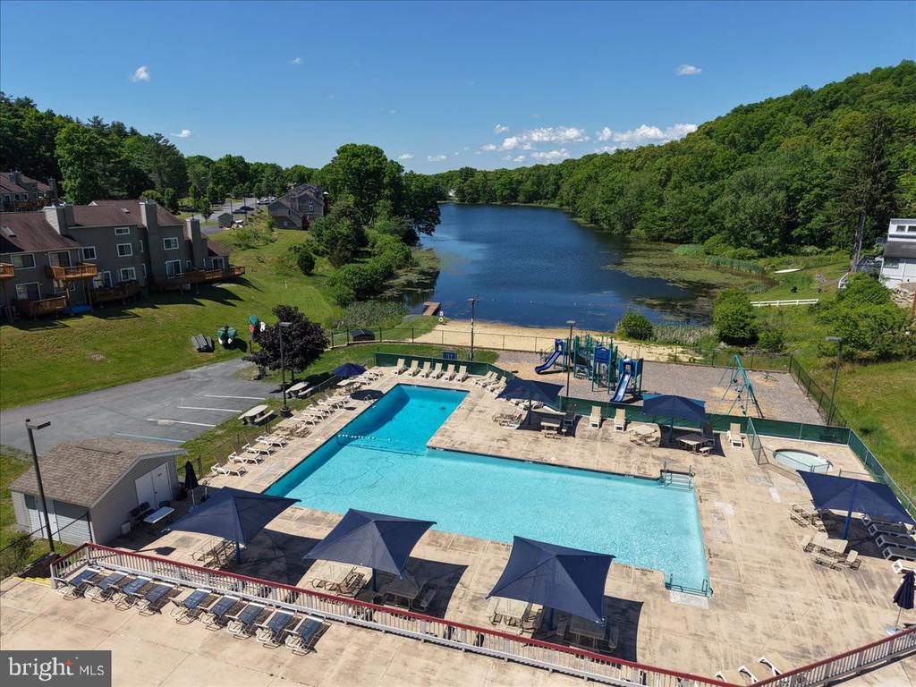 Residential in BUSHKILL 4