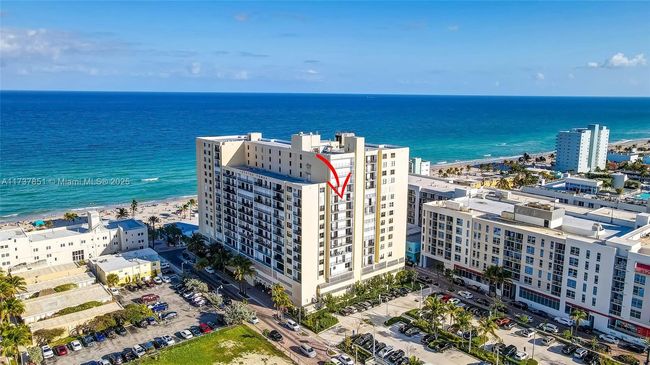APT-907 - 322 Buchanan St, Condo with 2 bedrooms, 2 bathrooms and null parking in Hollywood FL | Image 41