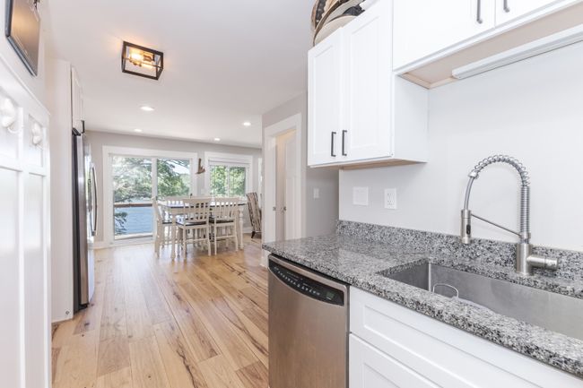 7 Juniper Ct, House other with 3 bedrooms, 3 bathrooms and 2 parking in Putnam IL | Image 40