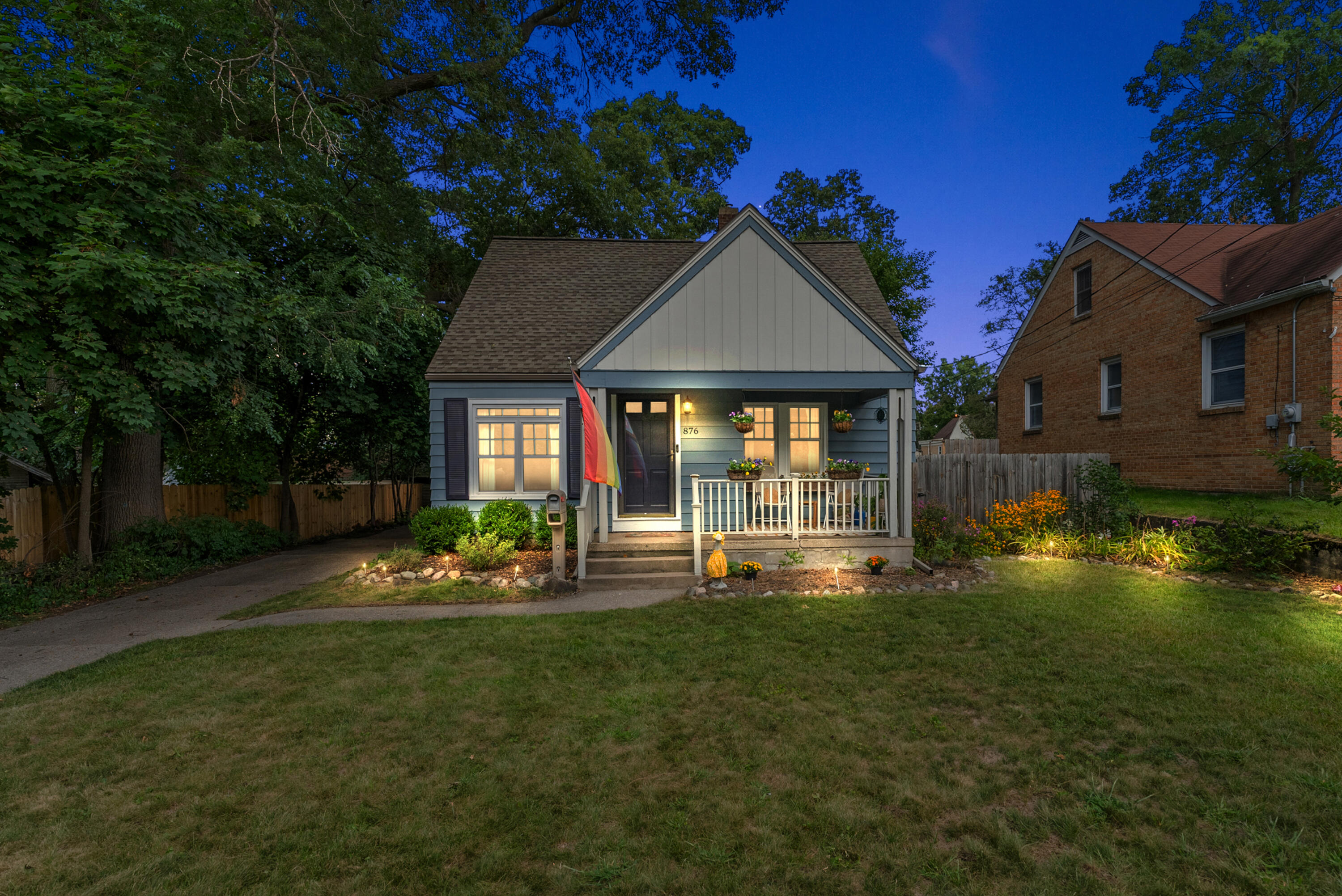 Burke Ave, Grand Rapids, MI 49503