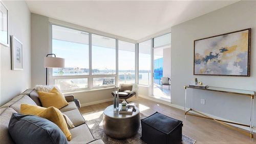 1108-118 Carrie Cates Crt, North Vancouver, BC, V7M0G6 | Card Image
