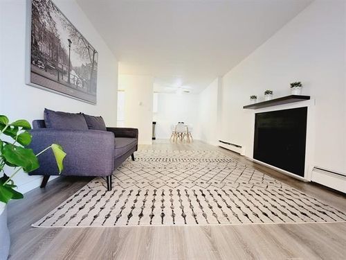 308-45749 Spadina Ave, Chilliwack, BC, V2P1T5 | Card Image