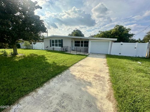 705 Largo Way, South Daytona, FL, 32119-1911 | Card Image