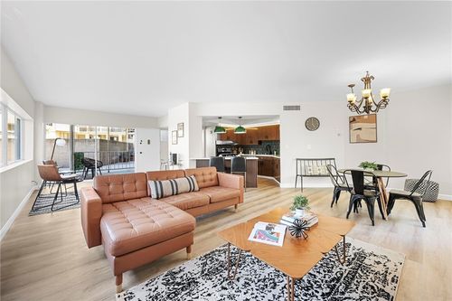 2-1323 N Spurgeon St, Santa Ana, CA, 92701-2401 | Card Image