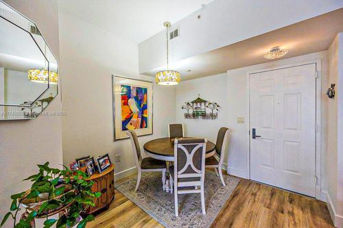 apt-640-510 Nw 84th Ave, Plantation, FL, 33324-1876 | Card Image