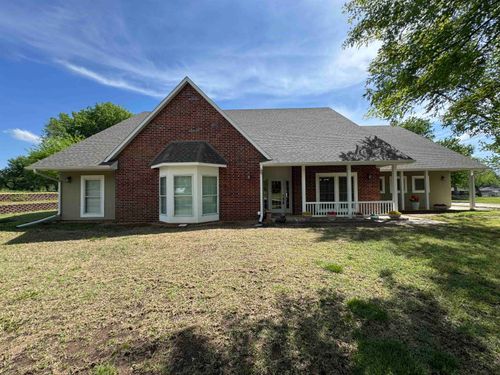 1923 Eastridge Dr, Arkansas City, KS, 67005-9600 | Card Image