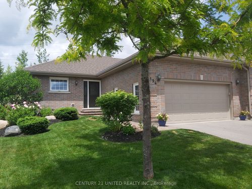 194-301 Carnegie Ave, Peterborough, ON, K9L0G1 | Card Image