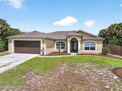 831 Owl St Sw, Palm Bay, FL, 32908-5015 | Card Image