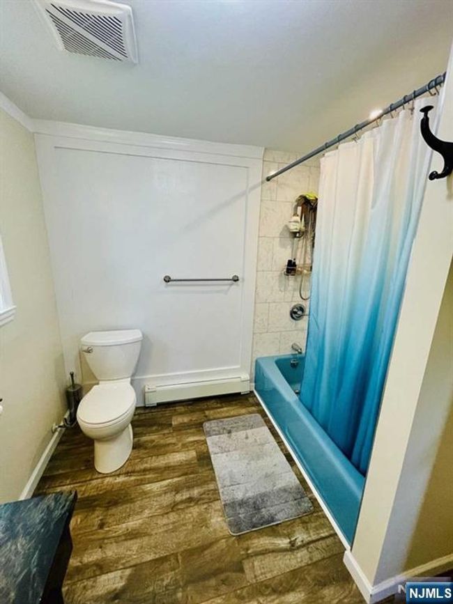 60 Bellevue Ave, House other with 3 bedrooms, 2 bathrooms and null parking in Elmwood Park NJ | Image 15