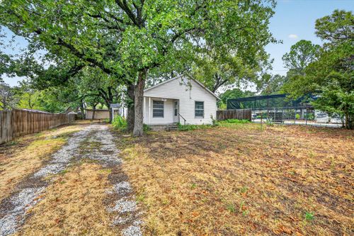 3009 Caddo Trl, Lake Worth, TX, 76135-3905 | Card Image