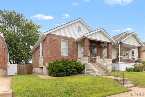 4151 Quincy St, Saint Louis, MO, 63116-2704 | Card Image