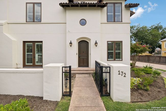 APT-1 - 172 Katherine Ct, Townhouse with 4 bedrooms, 4 bathrooms and null parking in San Antonio TX | Image 5