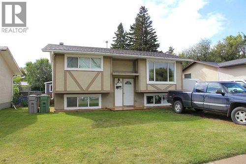 4719 36 Street, Lloydminster, SK, S9V0A1 | Card Image